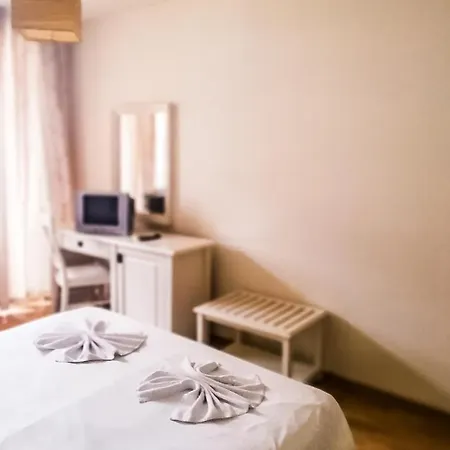 Apartment Deluxe With Cacao Beach At The Doorstep 1 Bedroom Apts *